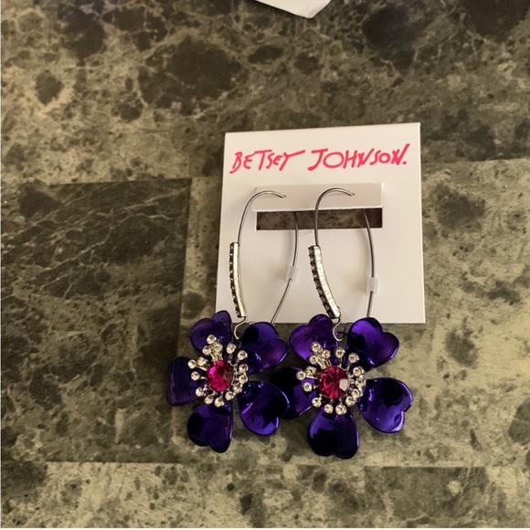 Betsey Johnson Jewelry - Betsey Johnson purple lotus flower with rhinestones